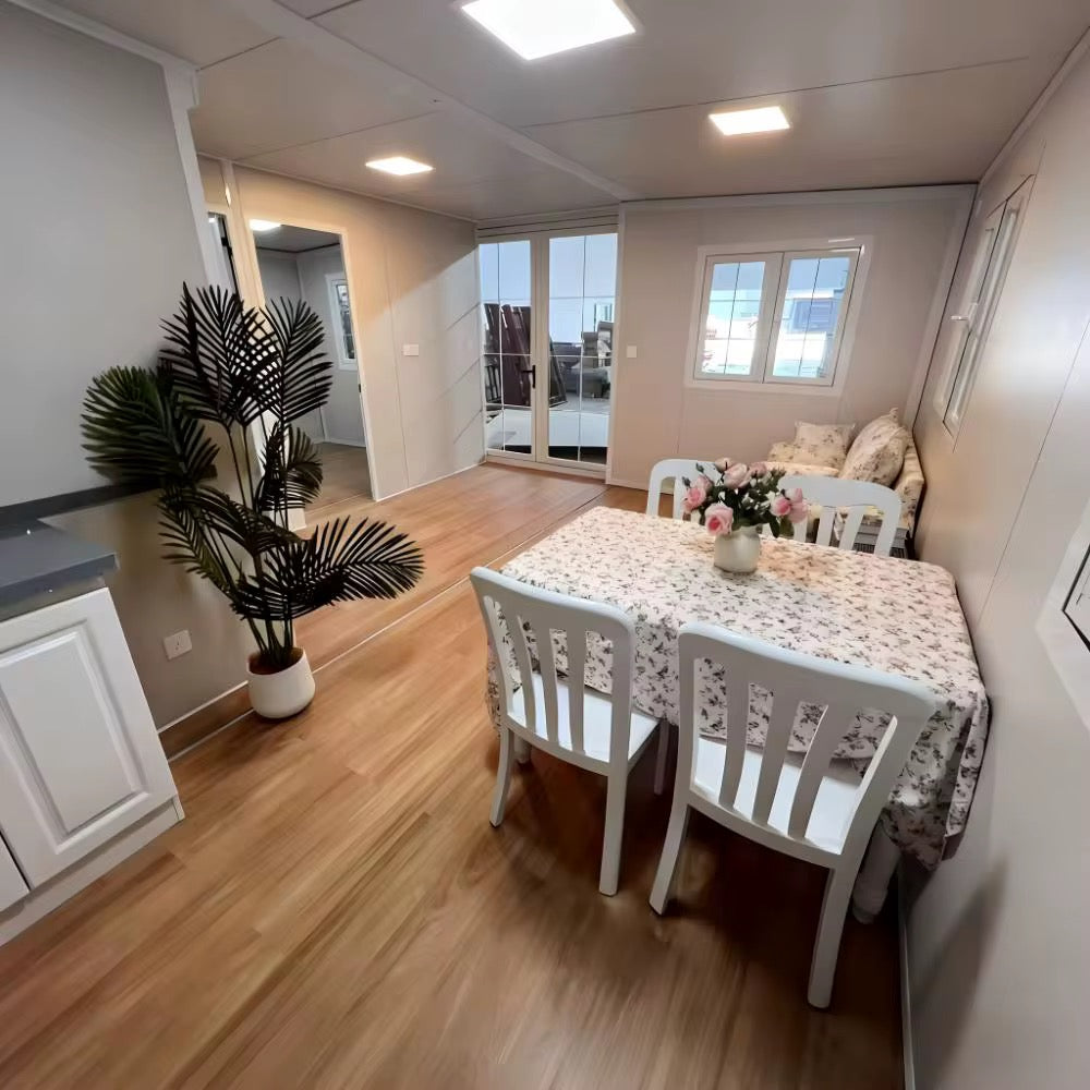 Modulinis namelis 57m² su terasa ir lenktu stogu