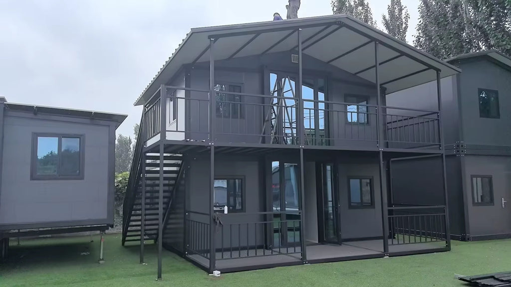 Dviejų aukštų modulinis namas 74m²
