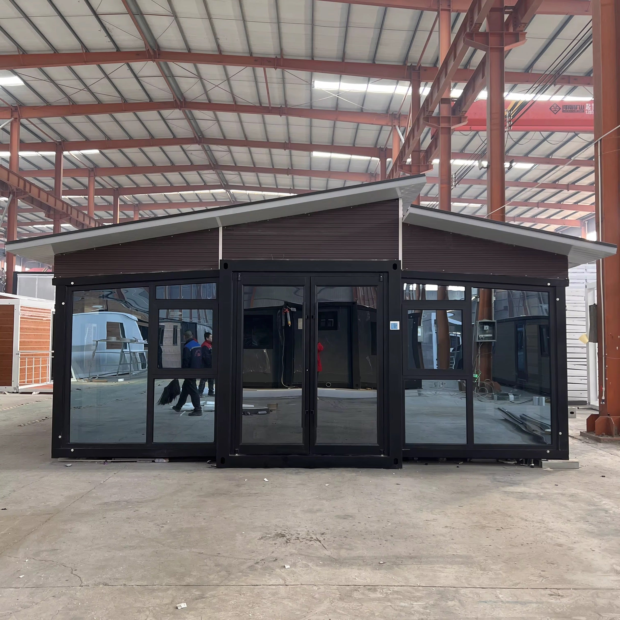 Modulinis namelis 37m² 
dvišlaitis stogas + vitrininiai langai